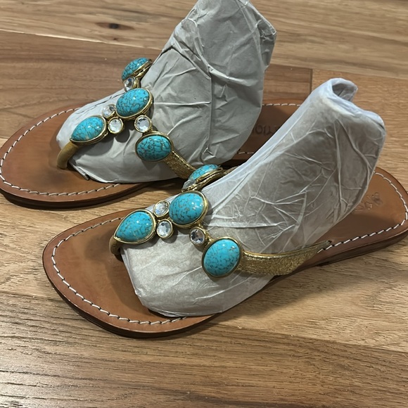 Mystique Boutique Turquoise Stone Thong Sandals with Gold Trim - Picture 2 of 4